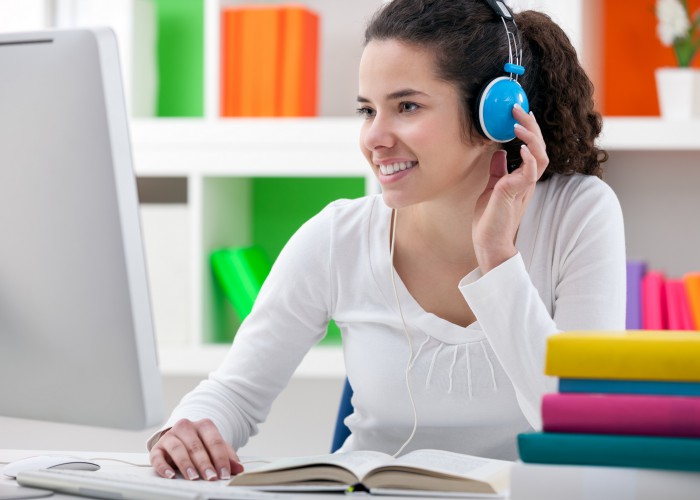 IELTS Listening: 8 thắc mắc thường gặp.