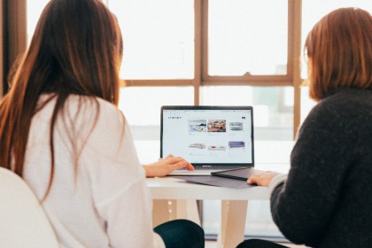 Chật Vật Viết Lách Tiếng Anh? Tham Khảo 5 Website Hỗ Trợ Writing Đắc Lực Sau website-ho-tro-writing